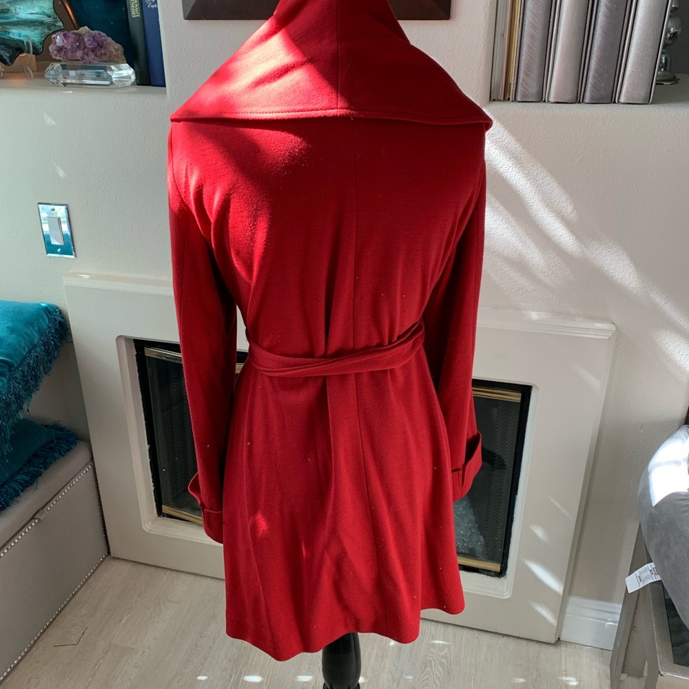 Red wool coat - Picture 2 of 4